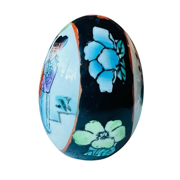 Hand-Painted Satsuma Porcelain Decorative Asian-Themed Egg With Floral & Village - Picture 4 of 9